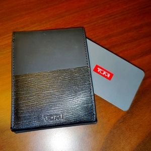 Tumi Nassau Double Billfold (Black/Black)